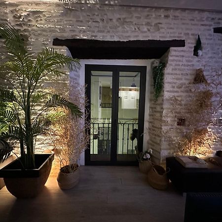 Casa Duque Compartida Familiar 2- Habitacion Bano Propio Sevilla Exterior foto