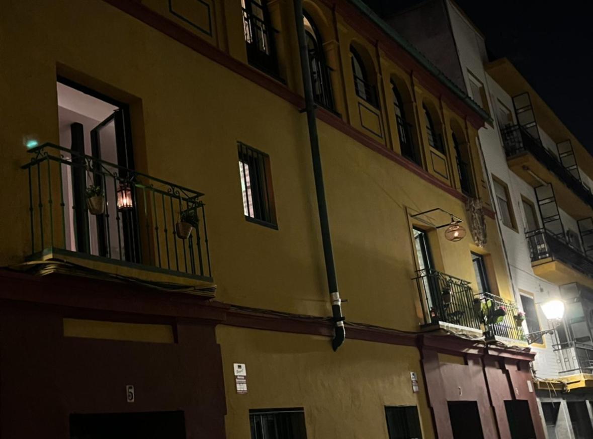 Casa Duque Compartida Familiar 2- Habitacion Bano Propio Sevilla Exterior foto